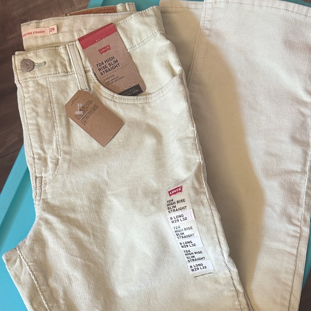 Levi’s 724 high rise slim straight size 8 long nwt